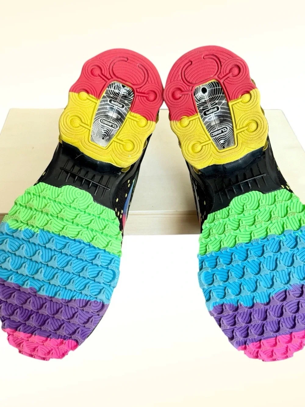 Nike Off-White Air Ultra Shox Custom Rainbow Sneakers, Size 7, ! NEW ! - Picture 11 of 13